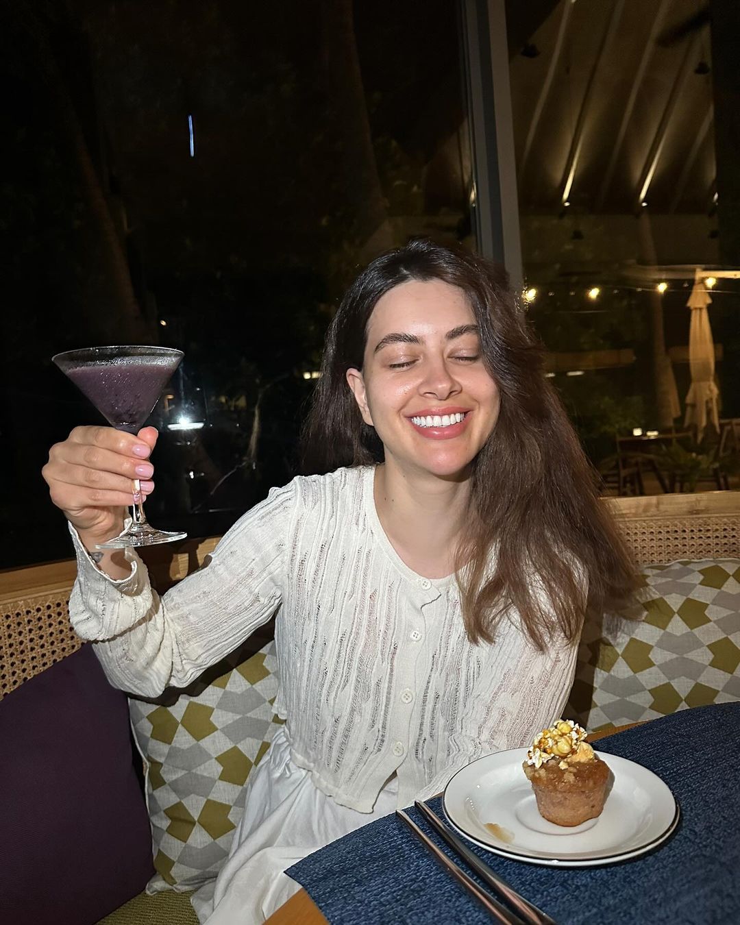 Рамина показала честные кадры фигуры без фотошопа на отдыхе с любимым-военным